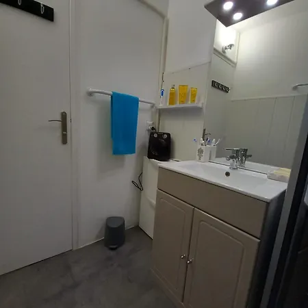 T2 Standing